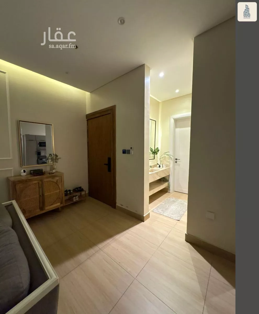 شقة 3 غرف في النخيل 10