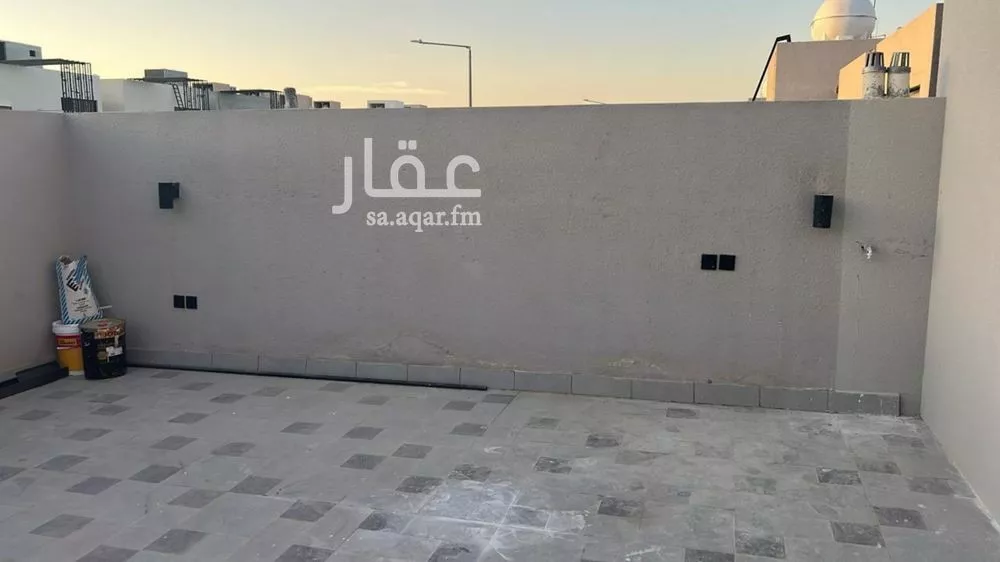 شقة 2 غرف في الملقا 9