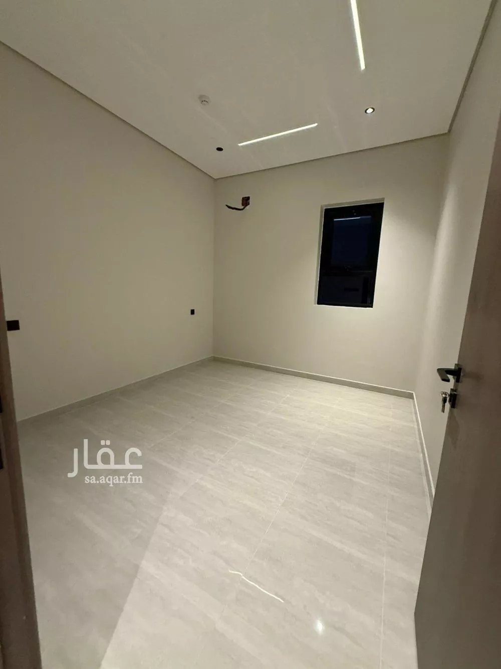 شقة 4 غرف في ظهرة نمار 6