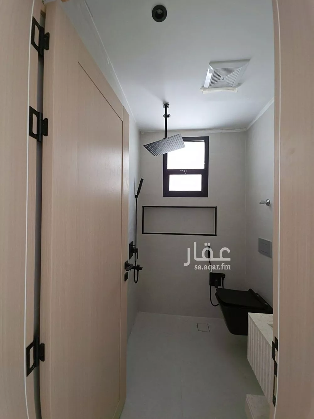 فيلا 8 غرف في النرجس 20