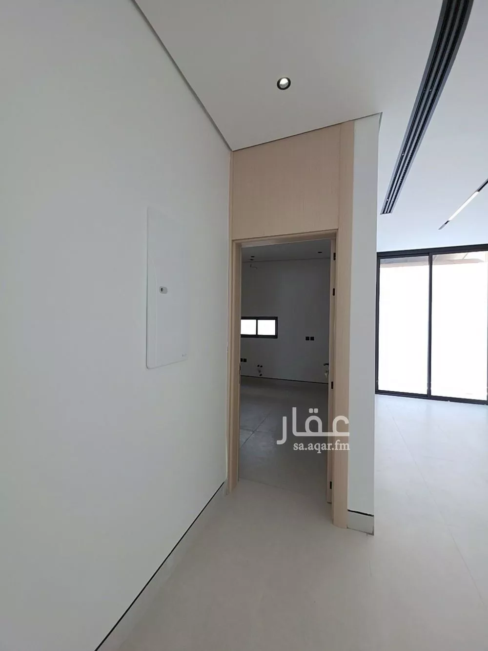 فيلا 8 غرف في النرجس 25