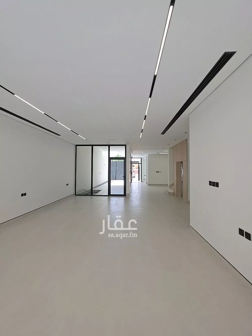 فيلا 8 غرف في النرجس 27