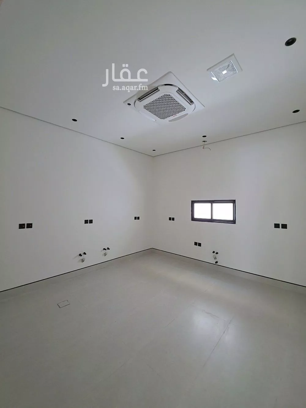 فيلا 8 غرف في النرجس 10