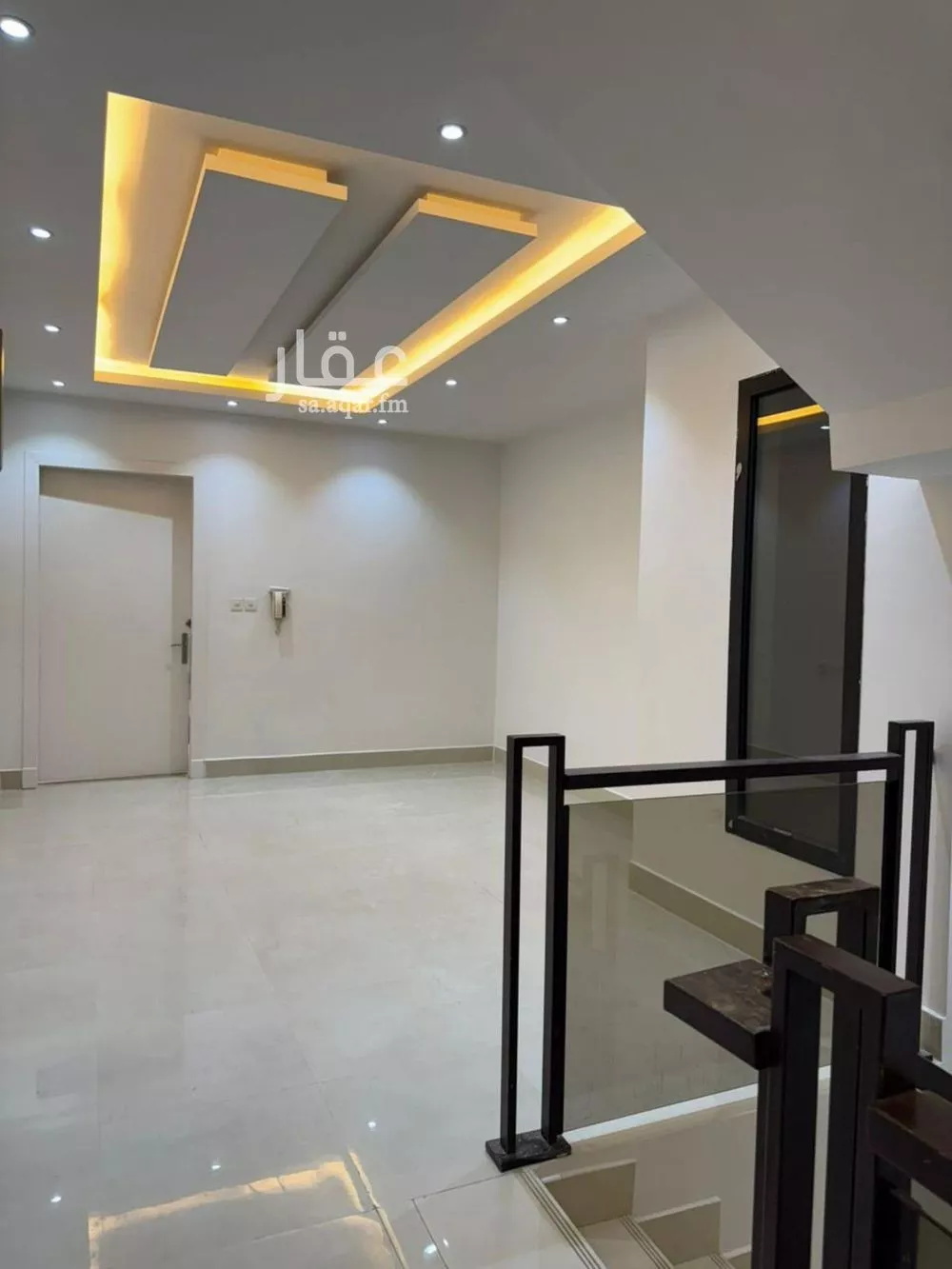 5 bedroom villa in Al Aridh 11