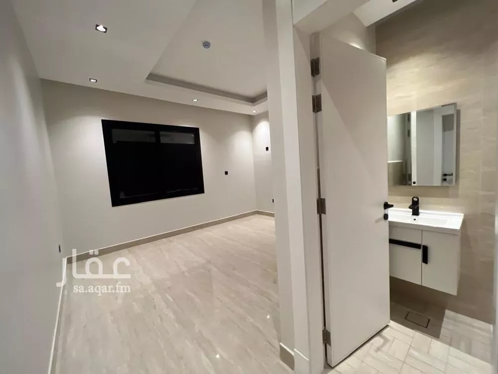 شقة 3 غرف في الملقا 4