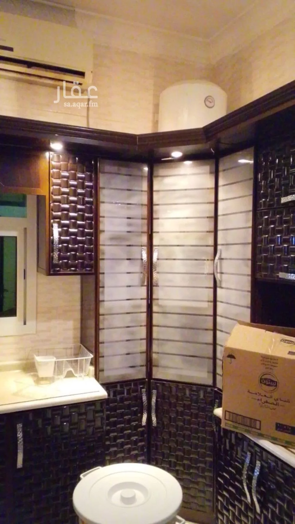 فيلا 9 غرف في ظهرة البديعة 3