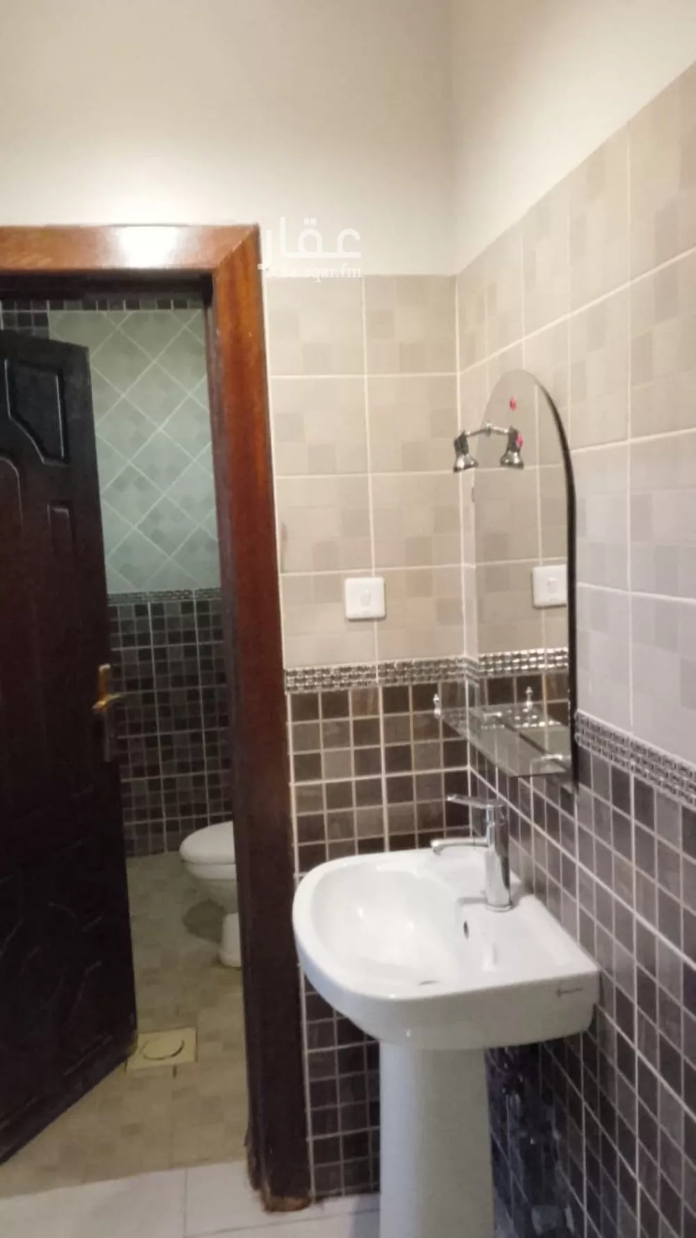 فيلا 9 غرف في ظهرة البديعة 5