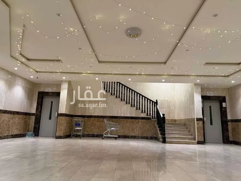 5 bedroom apartment in Prince Abdulmajeed 12