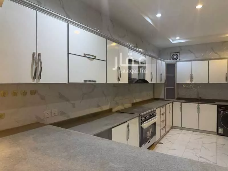 5 bedroom apartment in Prince Abdulmajeed 4