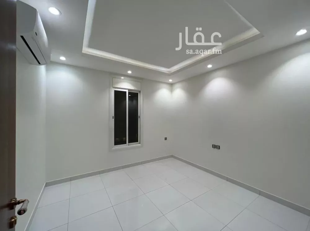 شقة 3 غرف في الملقا 6