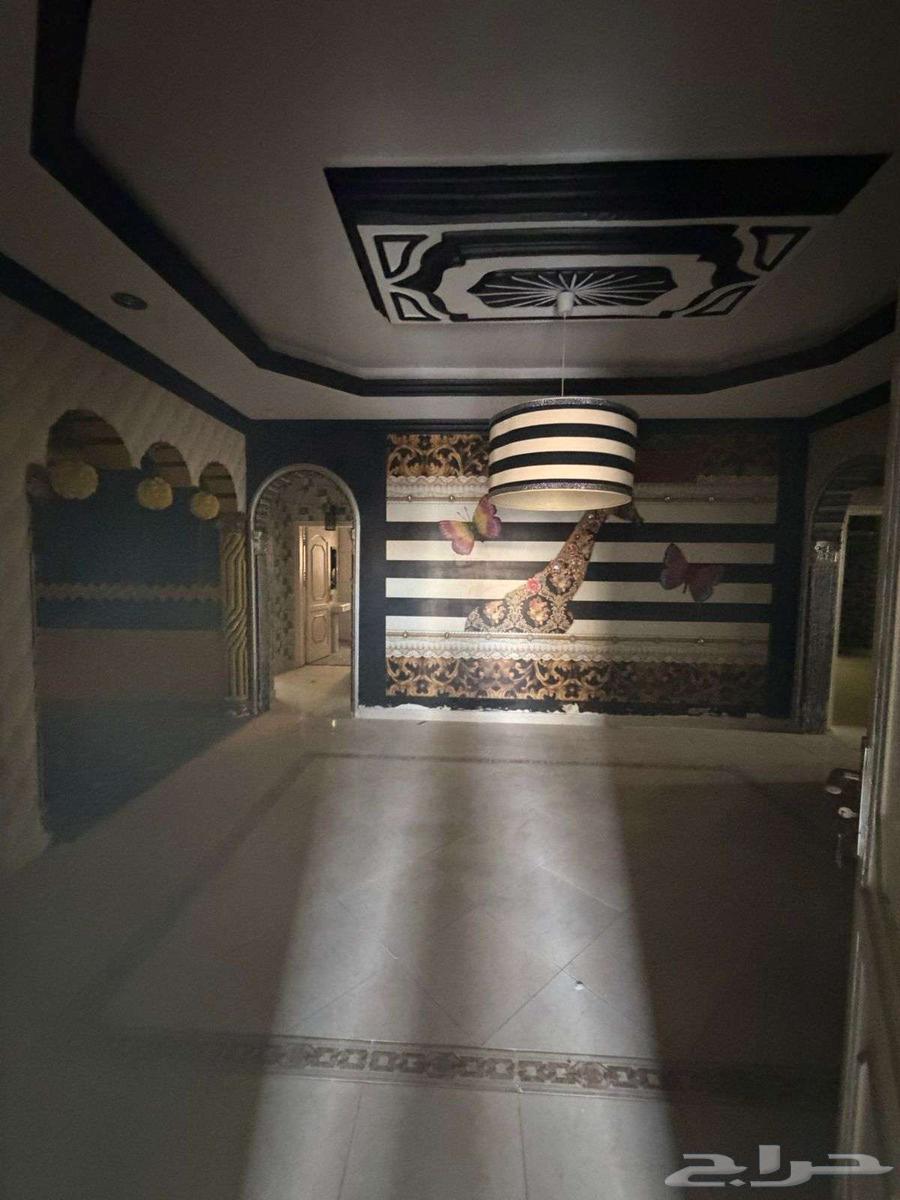 فيلا 9 غرف في الأجواد 2