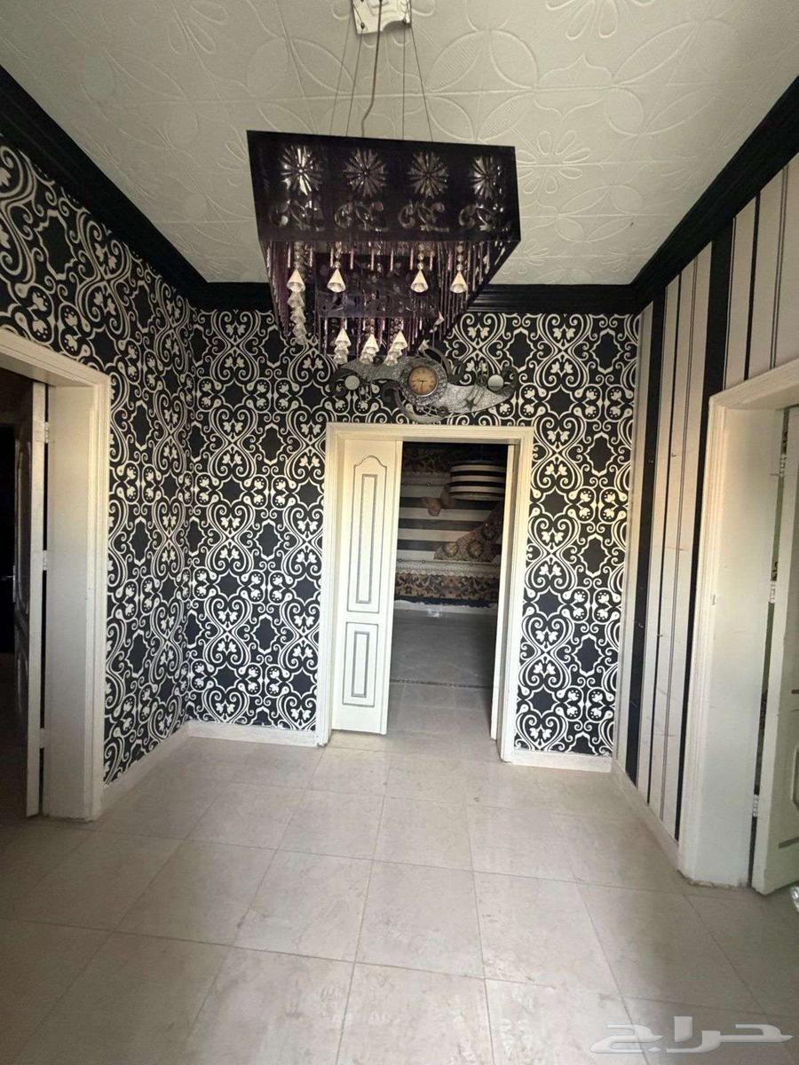 فيلا 9 غرف في الأجواد 3