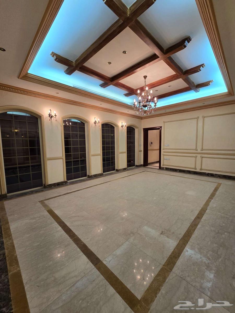 فيلا 9 غرف في السلامة 5