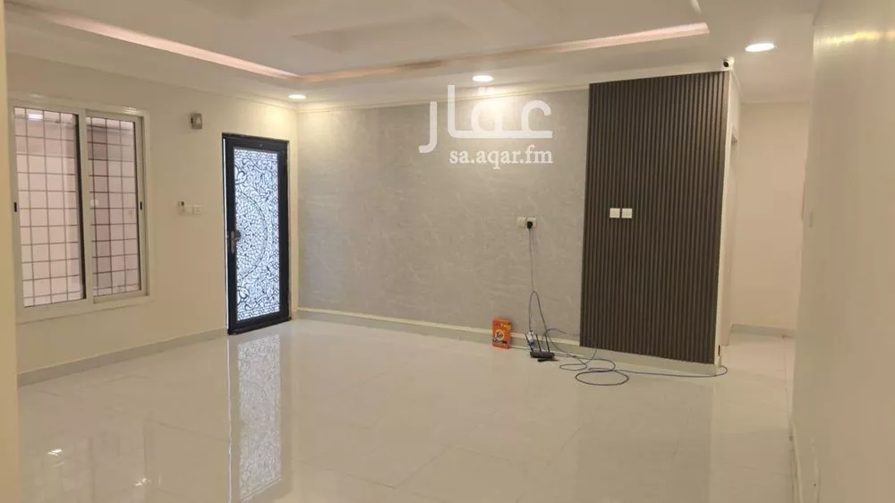 5 bedroom apartment in Ash Shulah 16