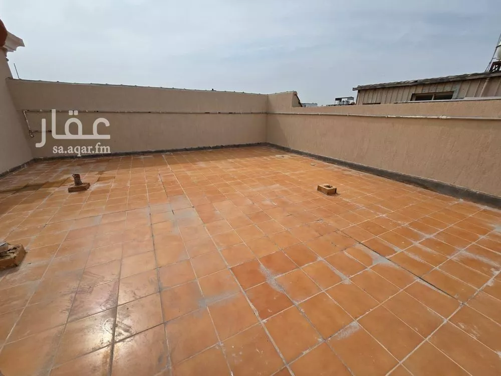 شقة 7 غرف في بدر 22