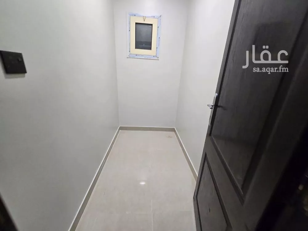 شقة 5 غرف في الشعلة 10