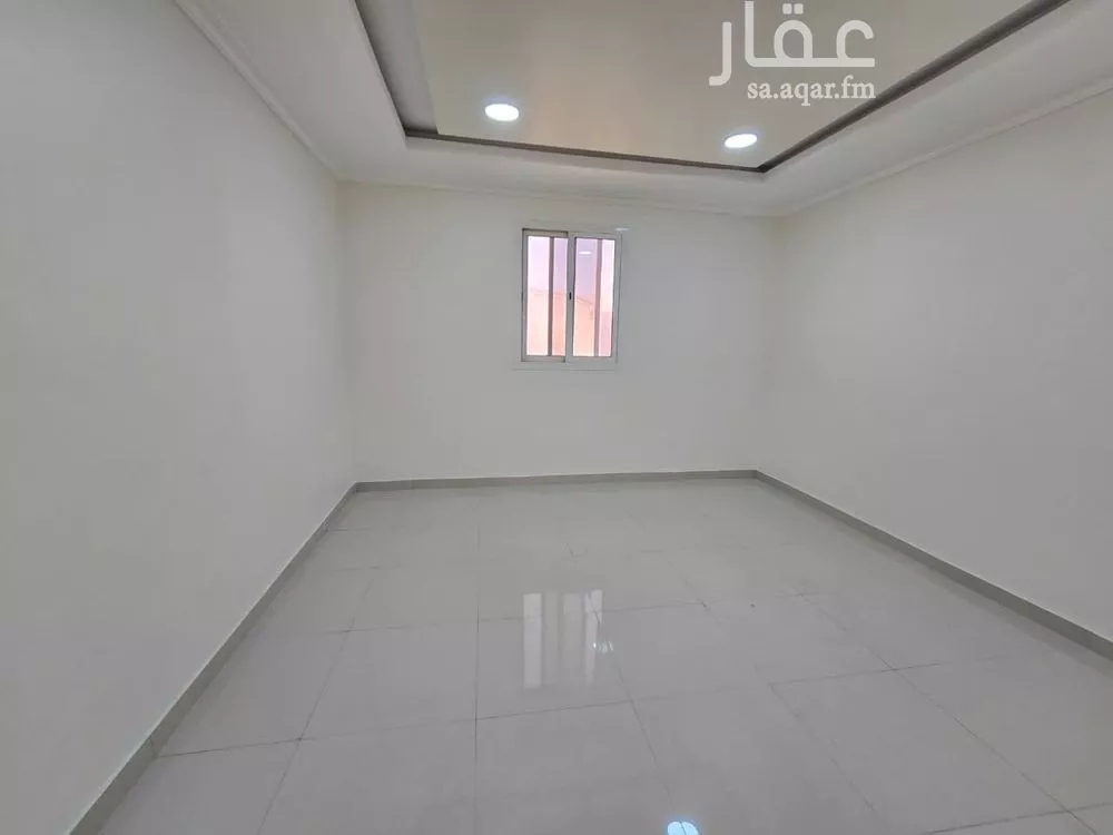 شقة 4 غرف في النور 21