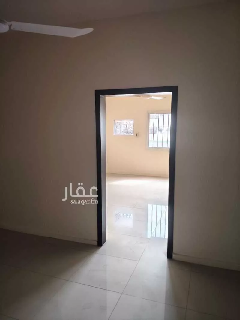 شقة 3 غرف في الجلوية 8