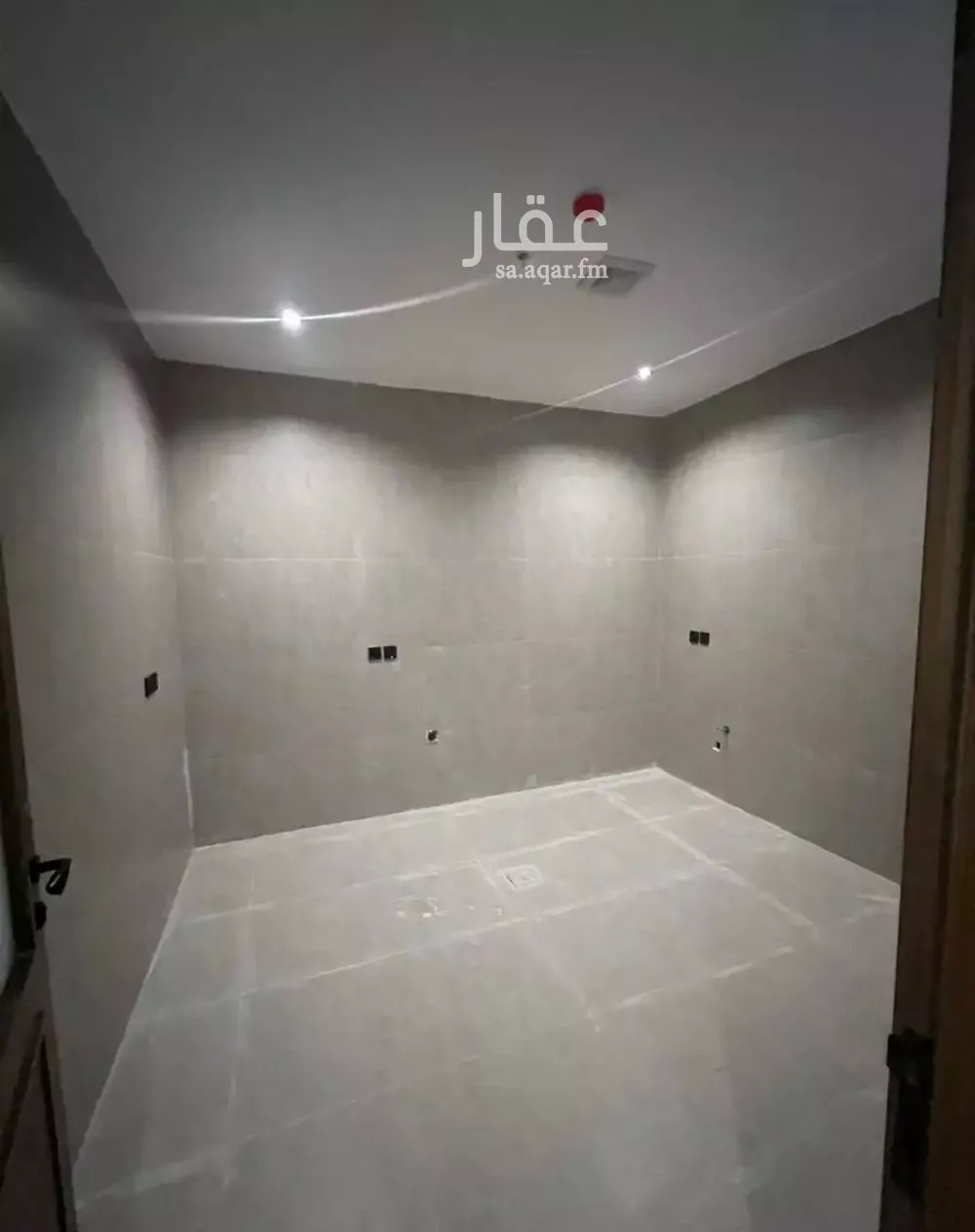 شقة 4 غرف في الشعلة 16