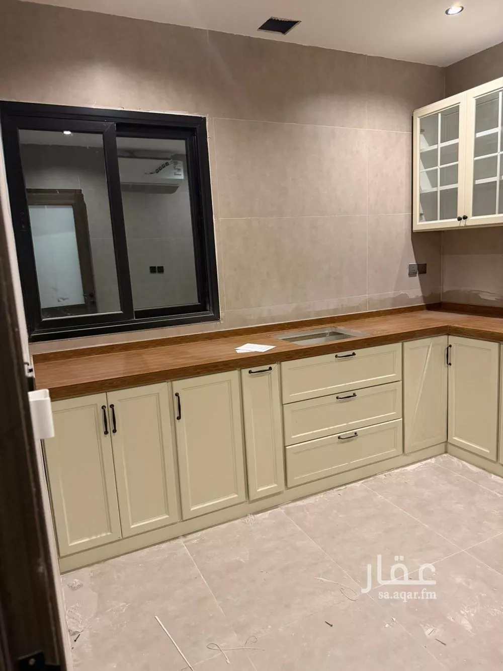 شقة 4 غرف في الشعلة 7