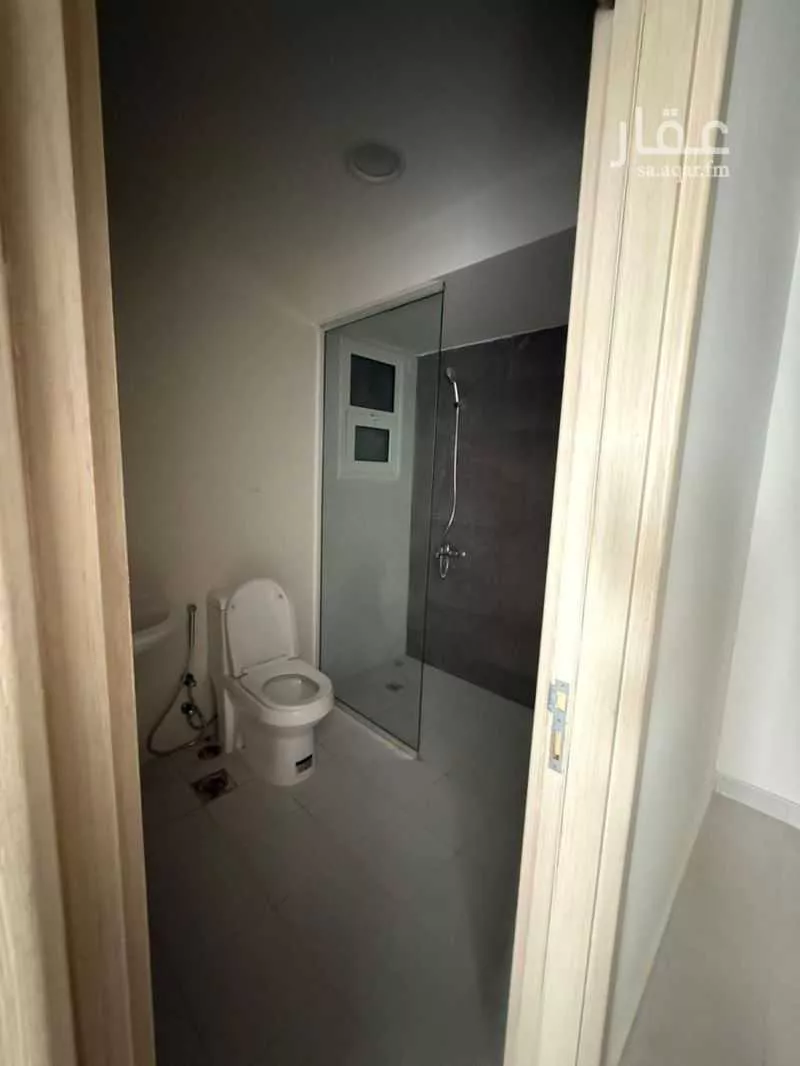 شقة 9 غرف في الفرسان 7