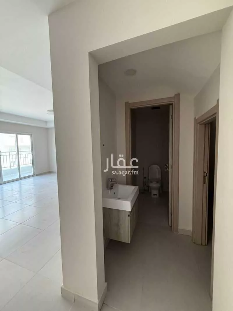 شقة 9 غرف في الفرسان 8