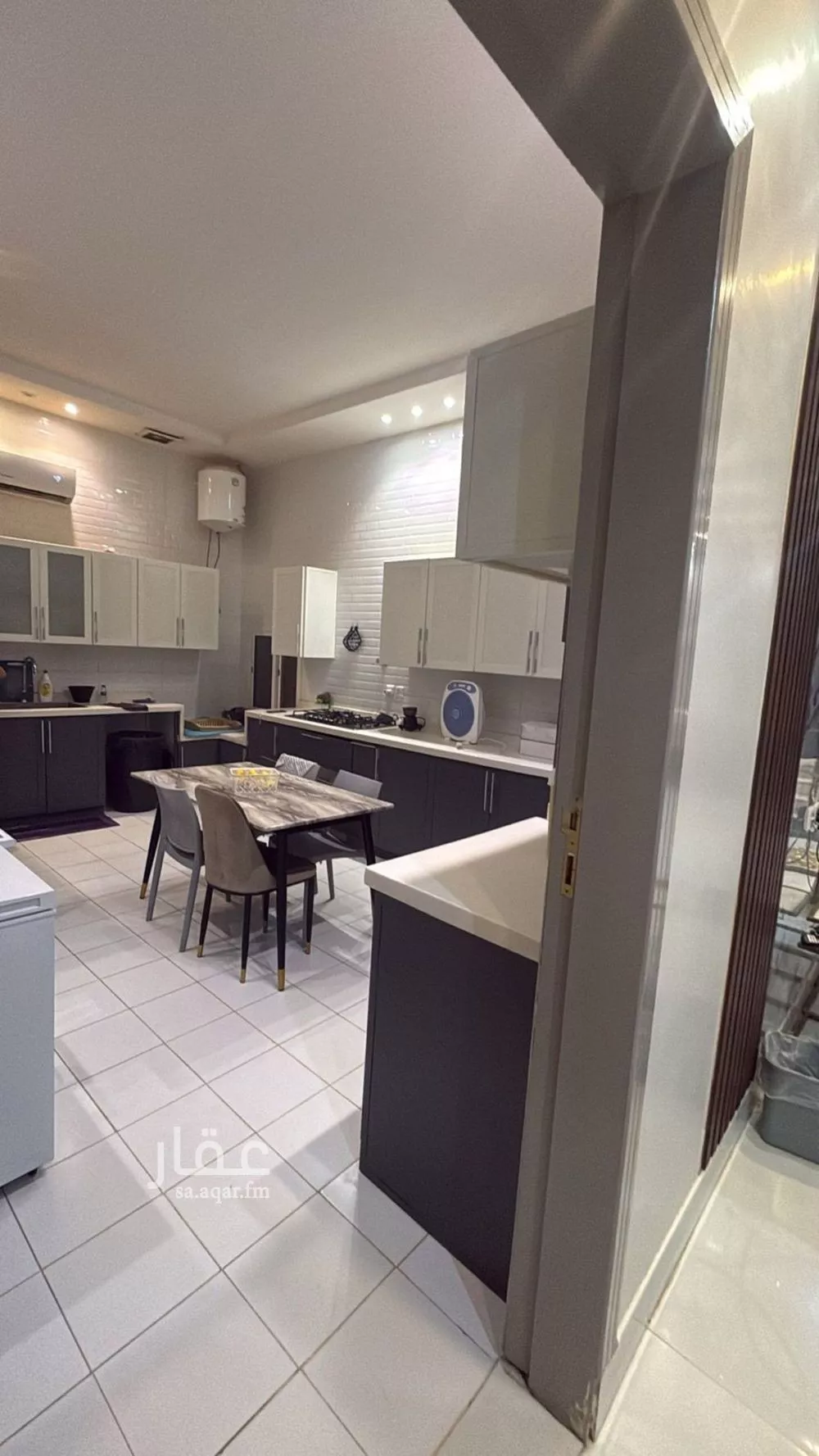 شقة 6 غرف في الرمال 5