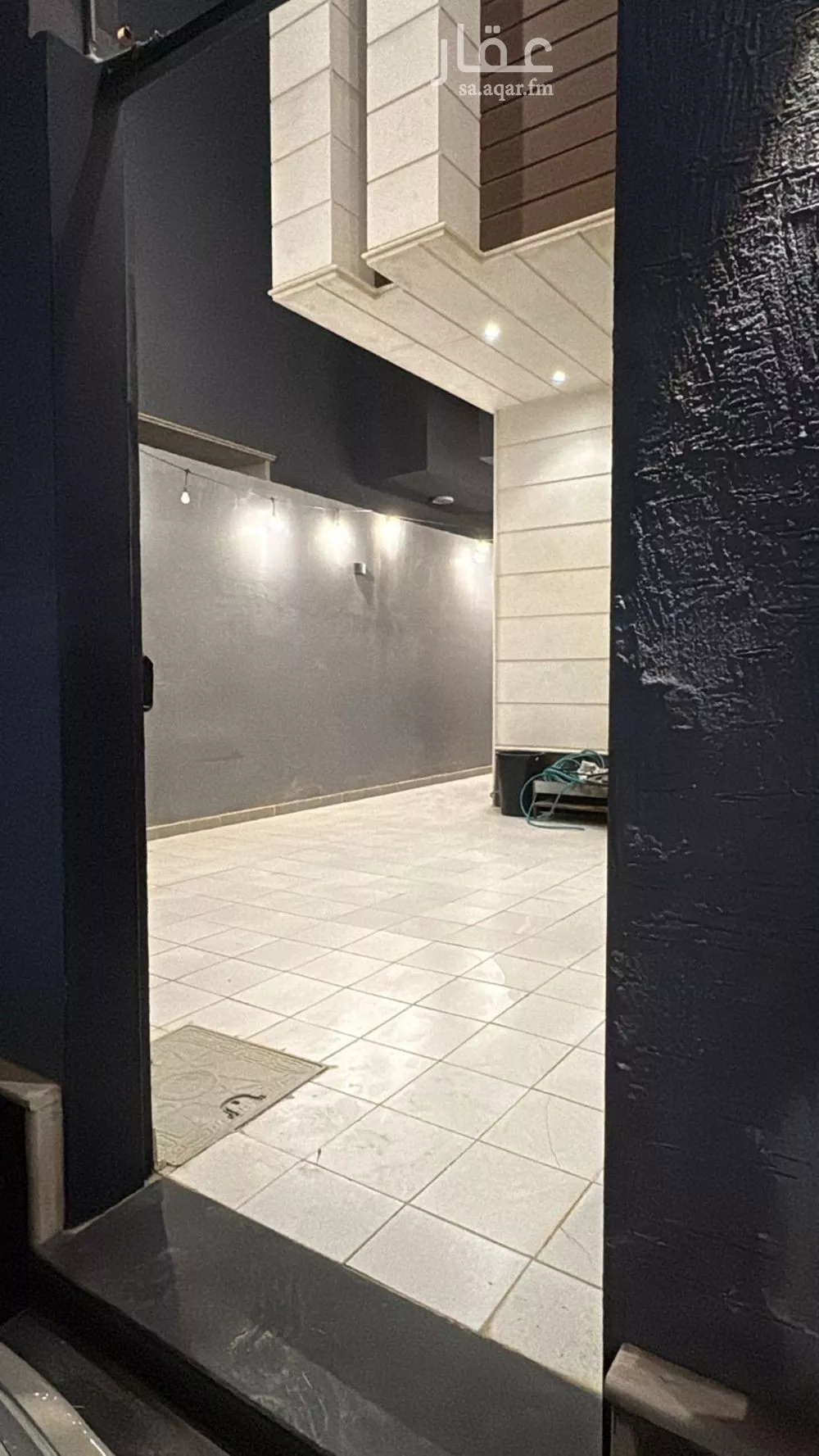 شقة 6 غرف في الرمال 7