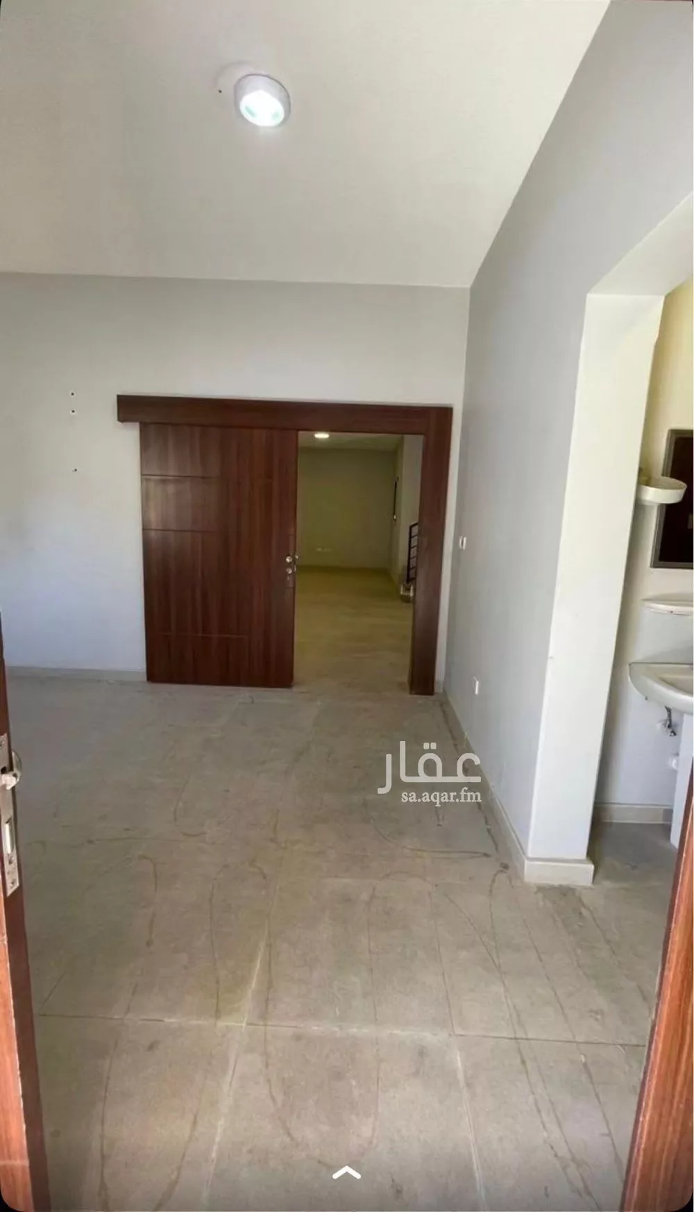 فيلا 5 غرف في الجنادرية 7