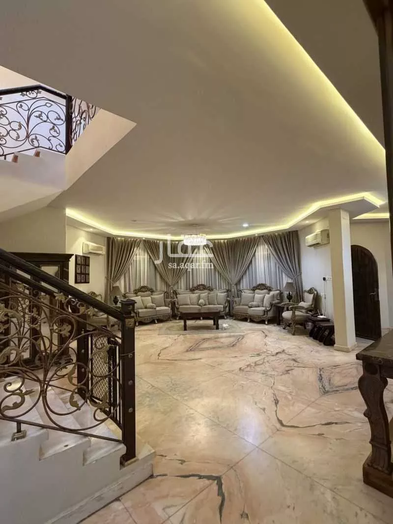 8 bedroom villa in Al Yarmouk 3