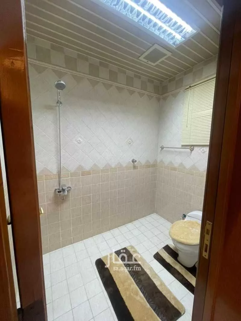 8 bedroom villa in Al Yarmouk 6