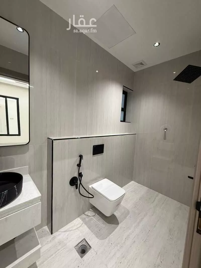 6 bedroom apartment in Ash Shulah 14