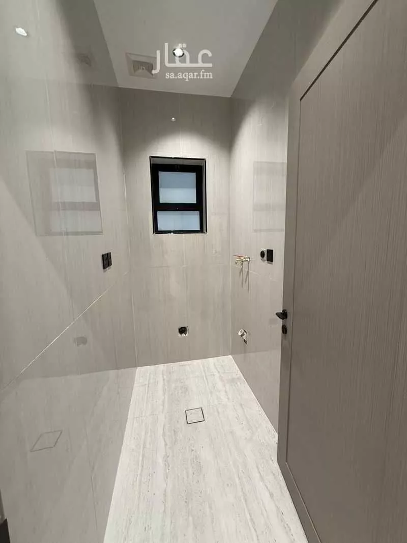 6 bedroom apartment in Ash Shulah 18