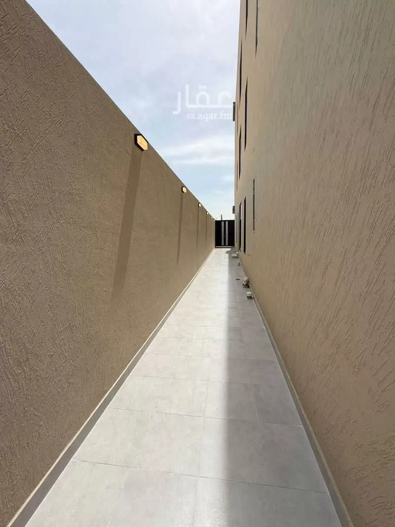 6 bedroom apartment in Ash Shulah 10