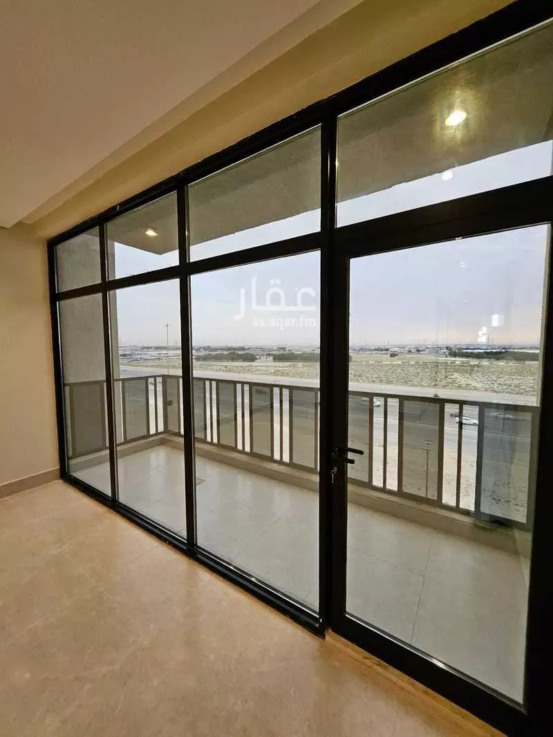 شقة 3 غرف في طيبة 4