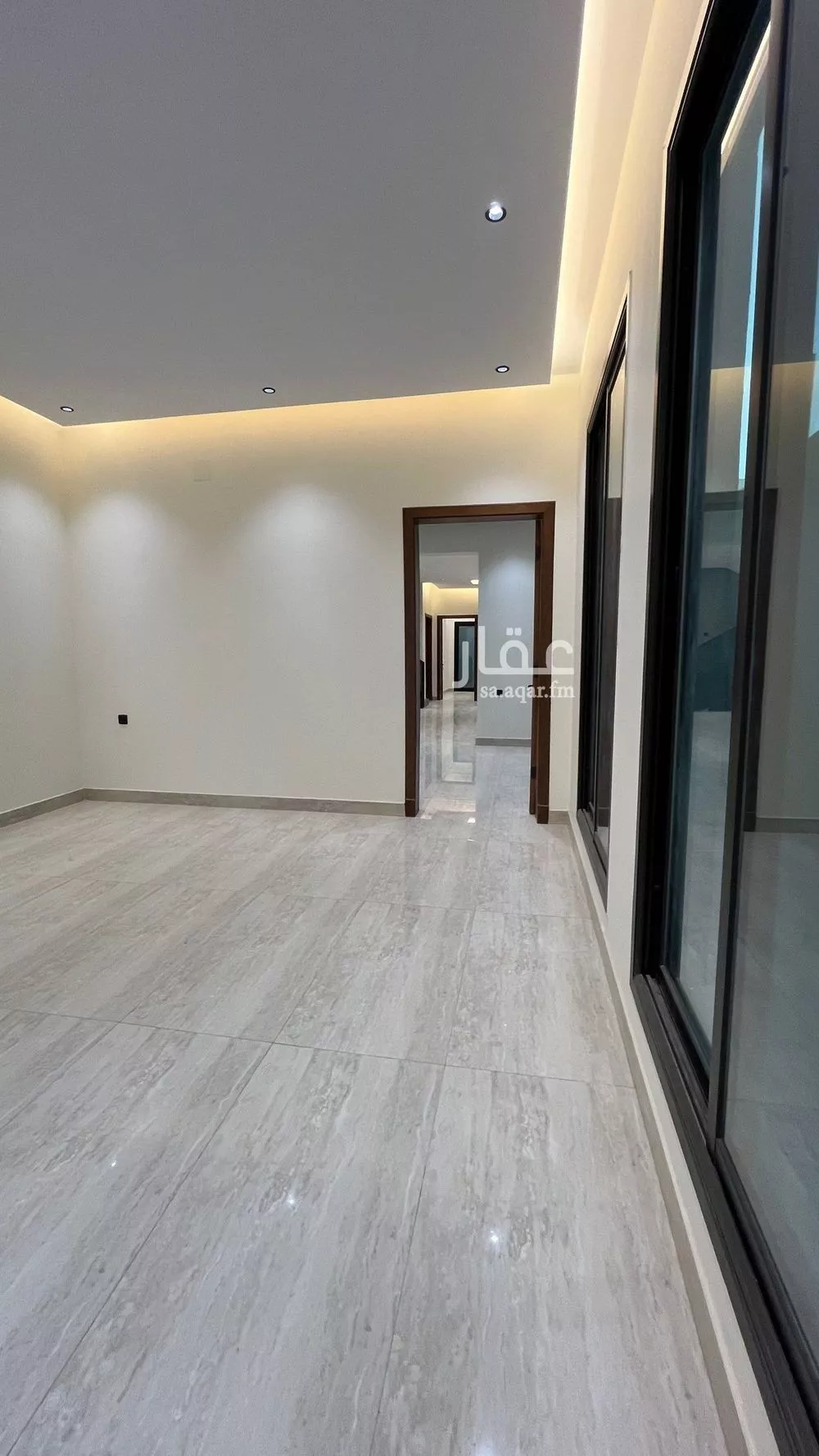 شقة 5 غرف في عكاظ 18