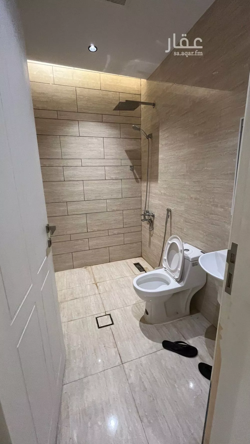 4 bedroom apartment in Okaz 20