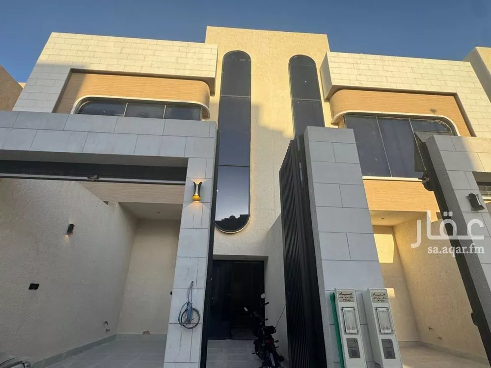 فيلا 5 غرف في العارض 2