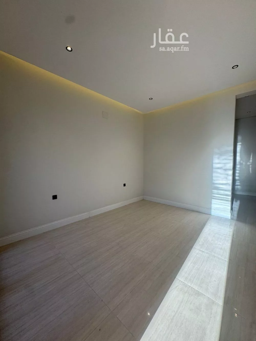 فيلا 5 غرف في العارض 5