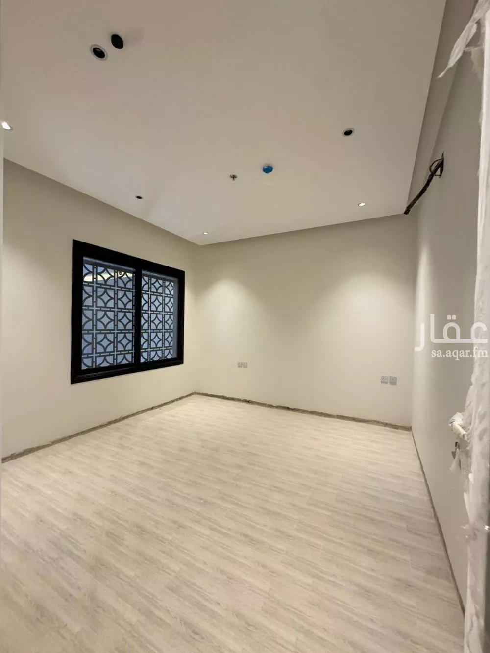 شقة 5 غرف في النرجس 12