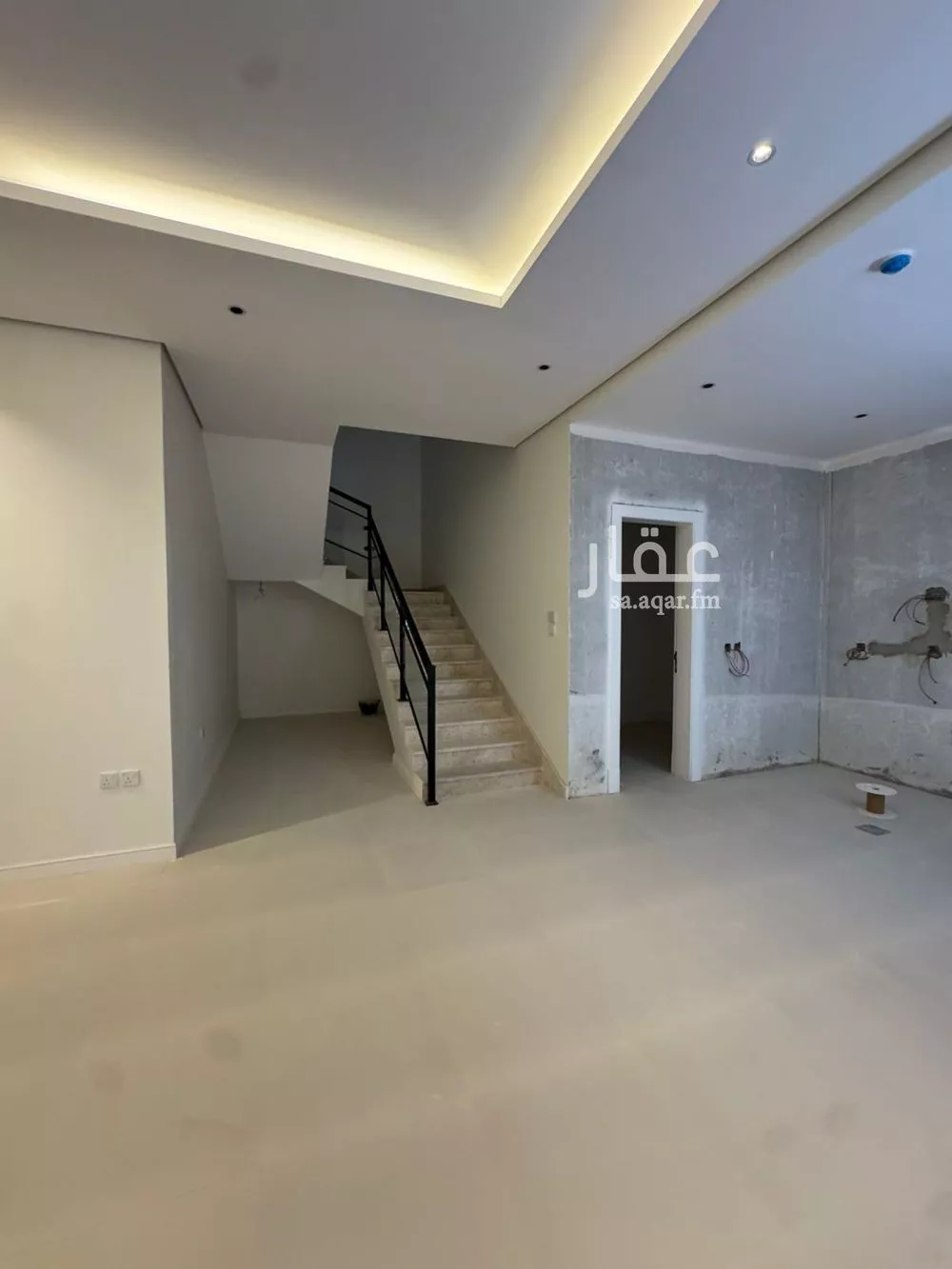 شقة 5 غرف في النرجس 4