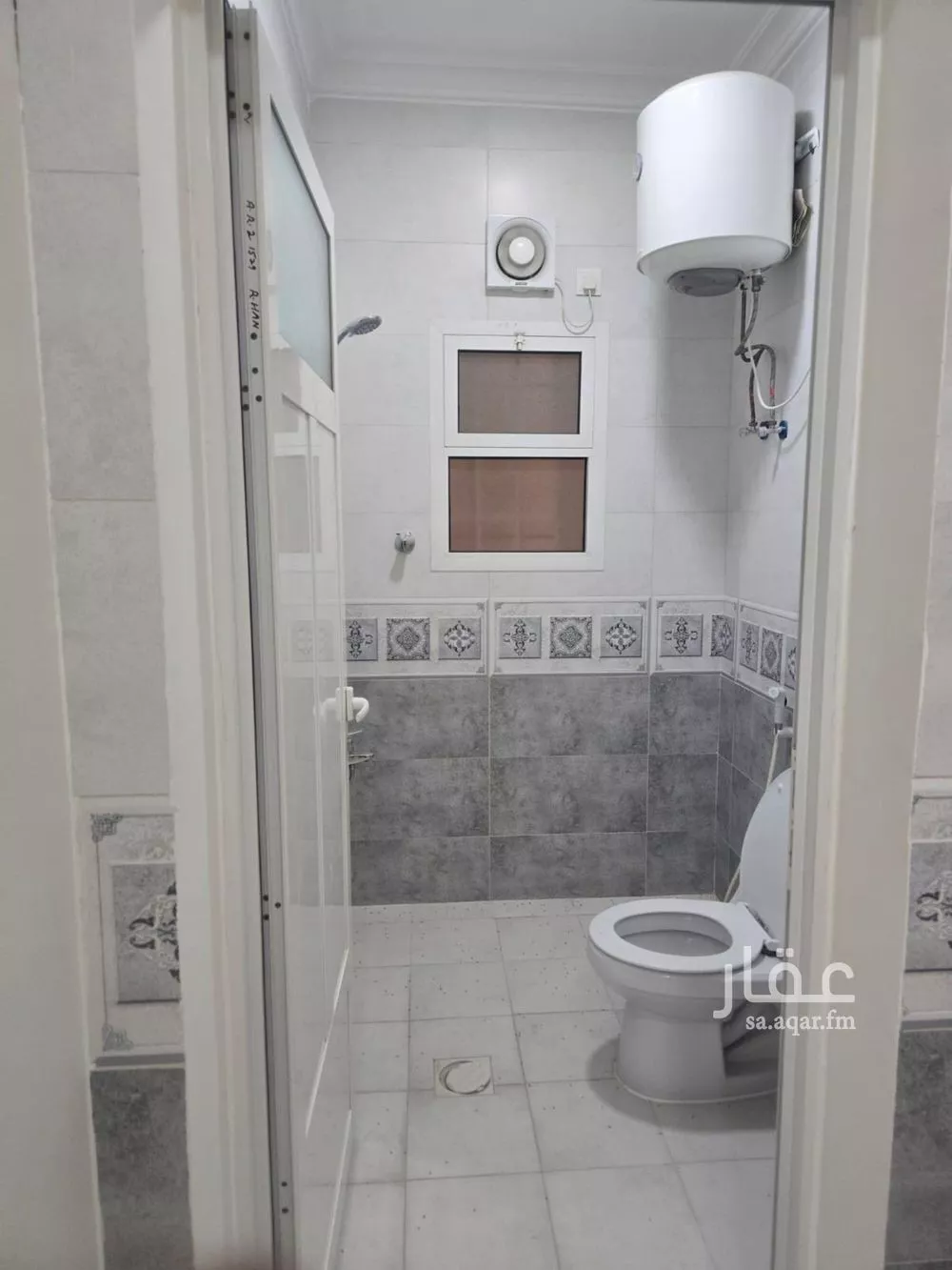 فيلا 6 غرف في الشعلة 24