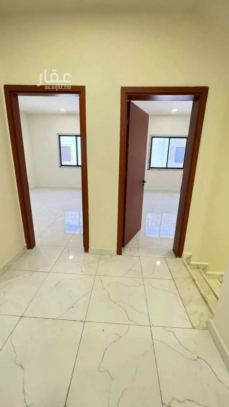 فيلا 9 غرف في الشرق 9