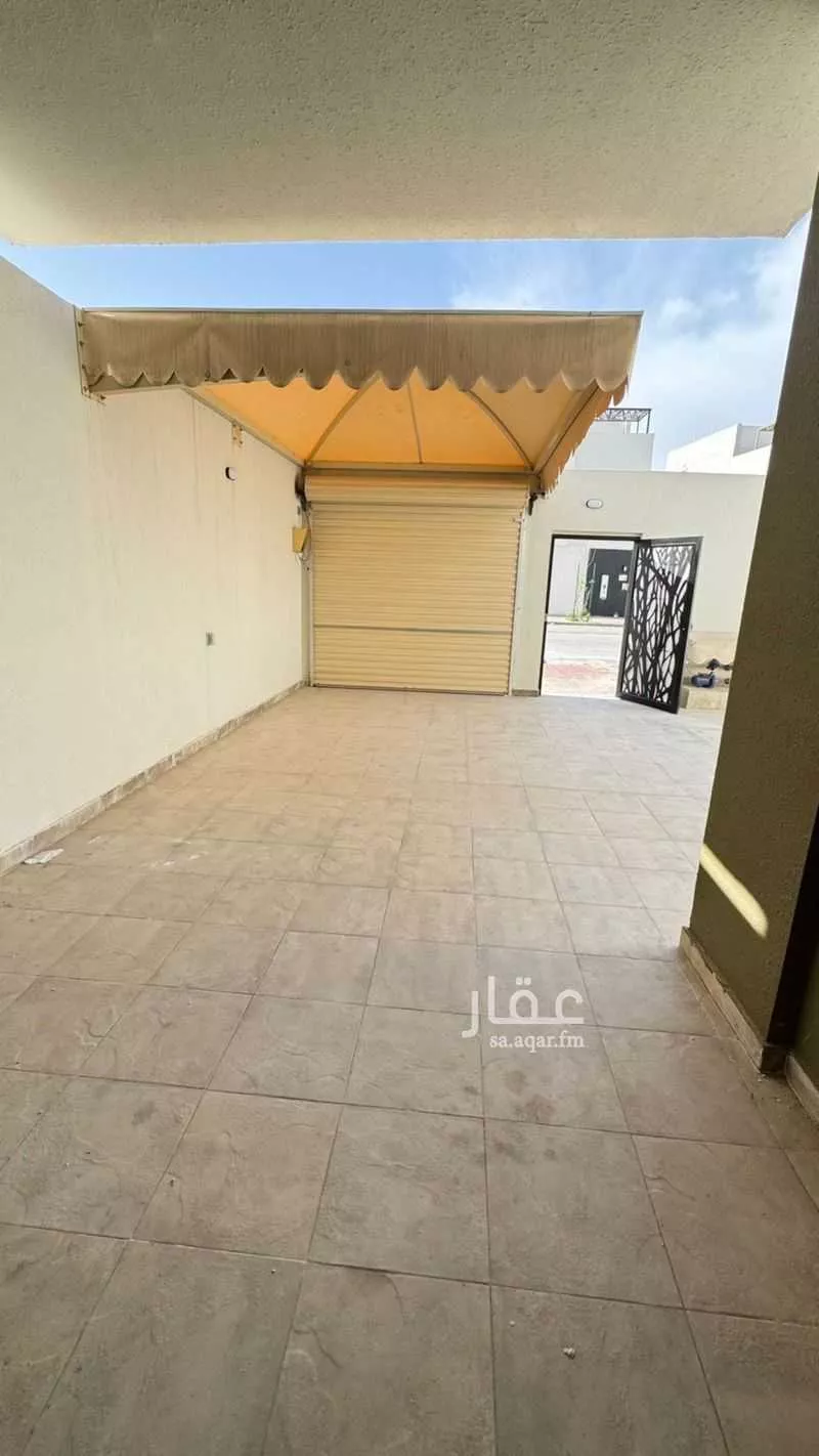 فيلا 10 غرف في الشرق 2