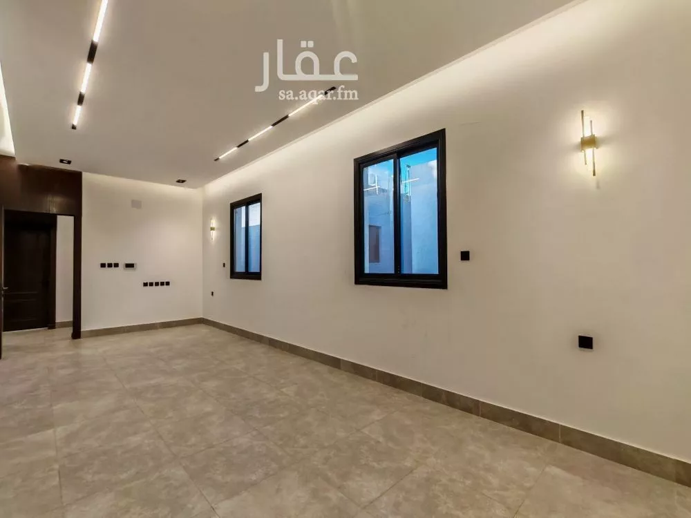 3 bedroom apartment in Al Munsiyah 4