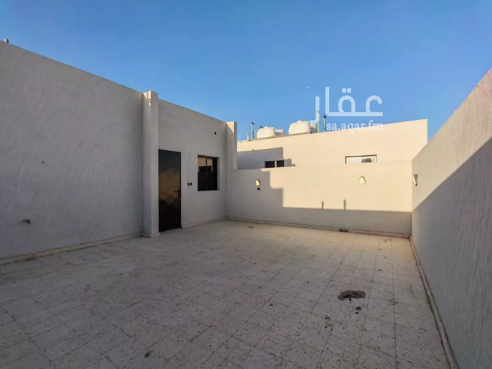 3 bedroom apartment in Al Munsiyah 8