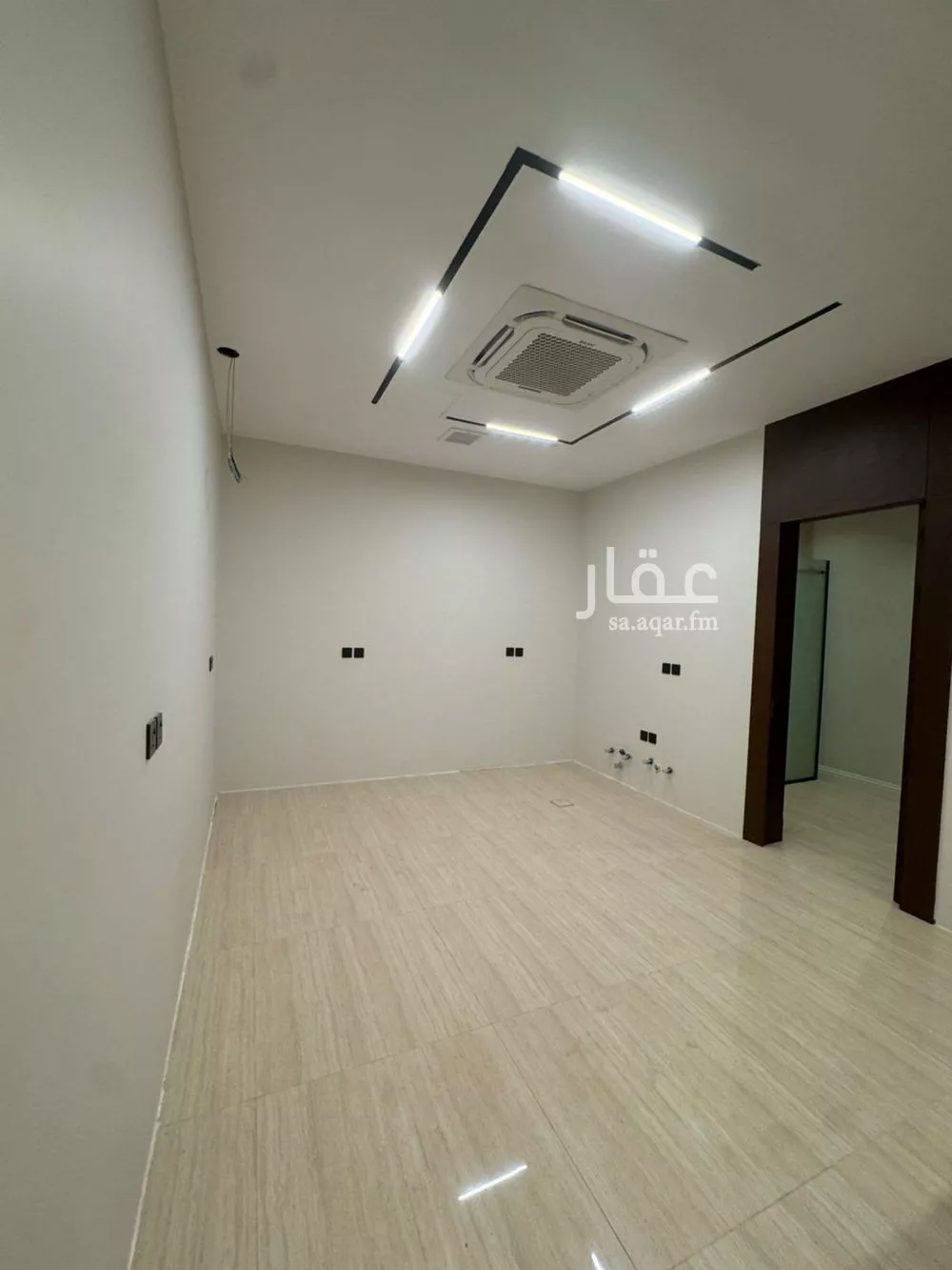 5 bedroom villa in Al Aridh 13