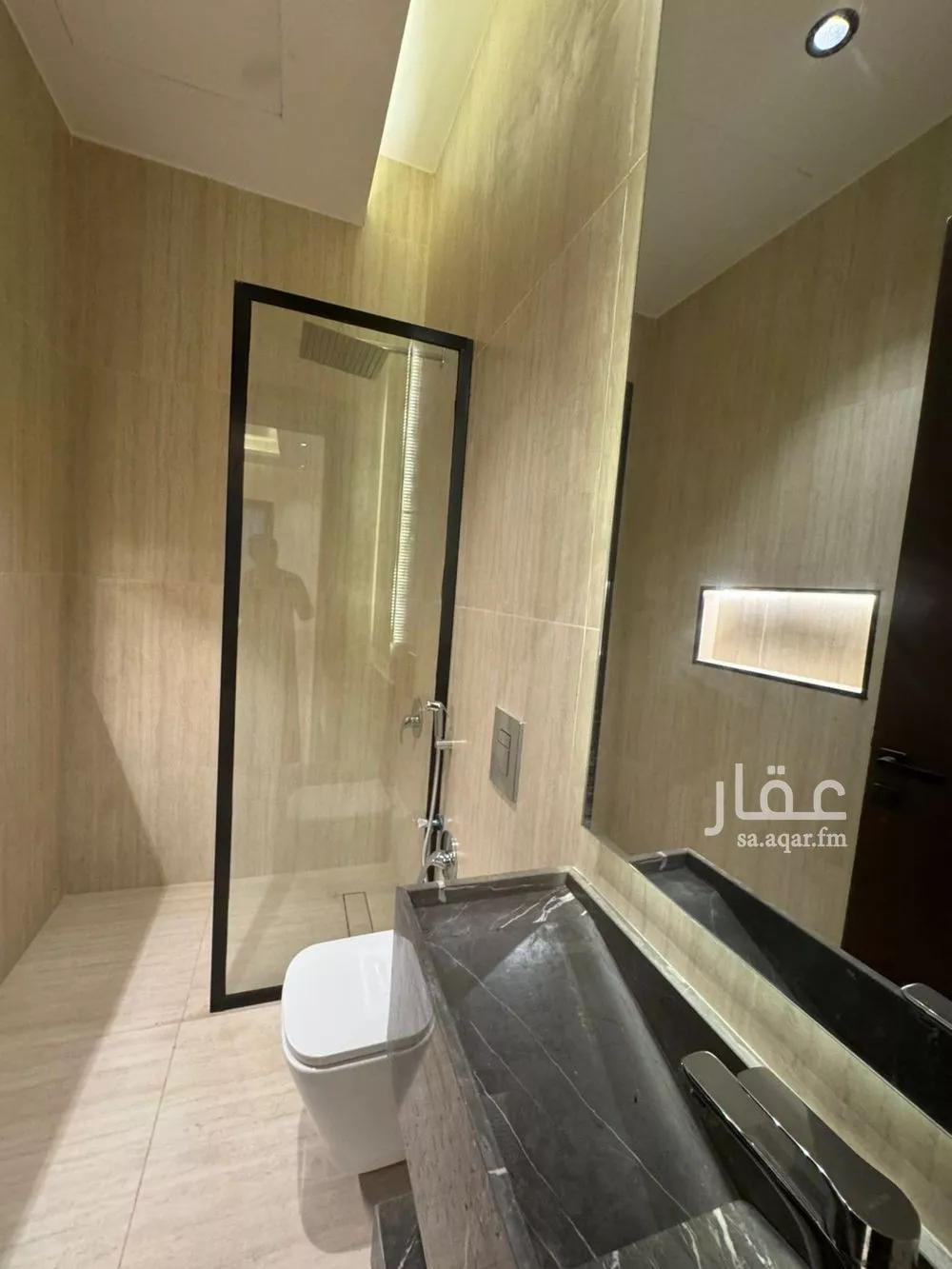 5 bedroom villa in Al Aridh 5