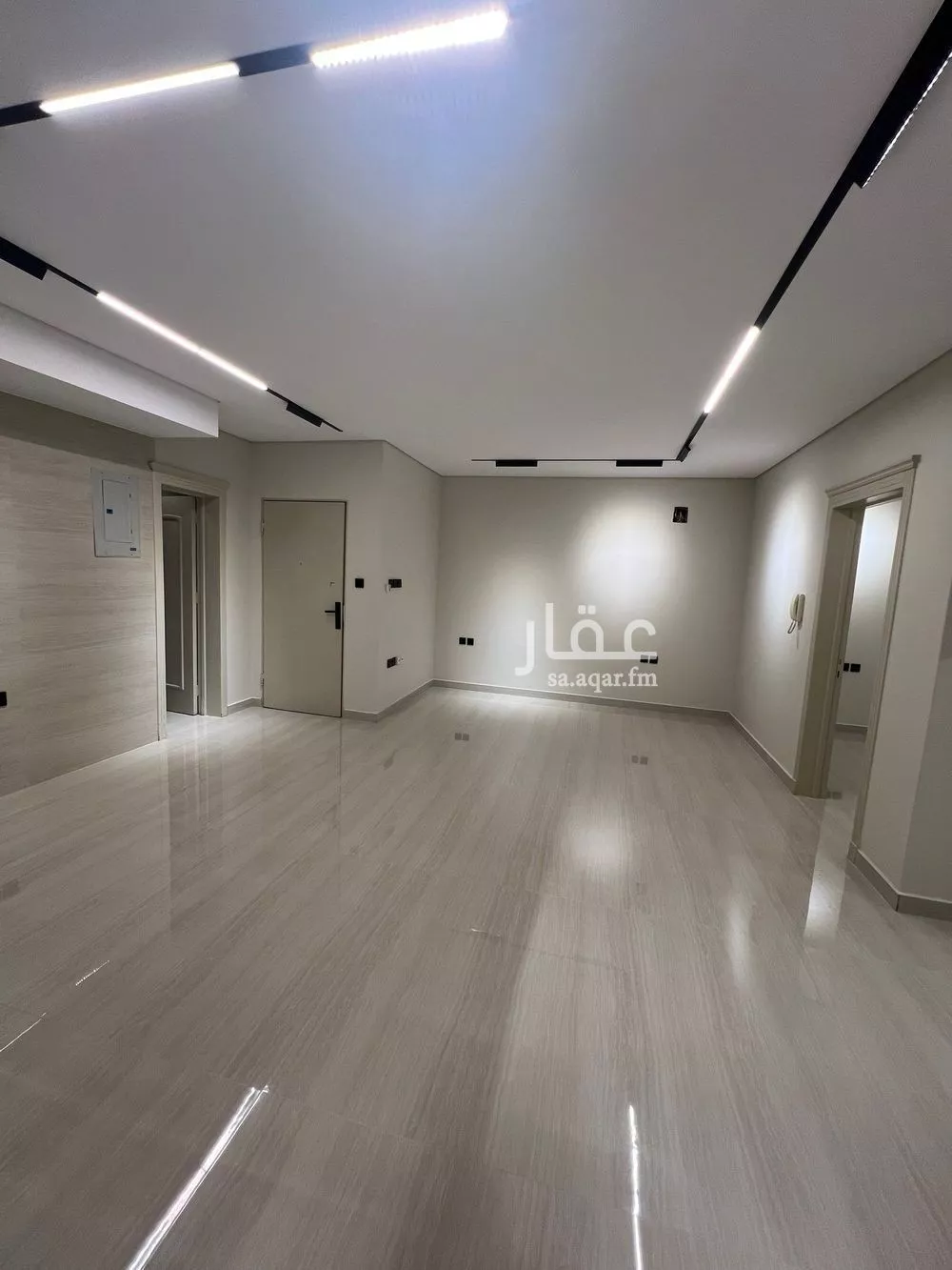 شقة 4 غرف في الملك عبدالله 10