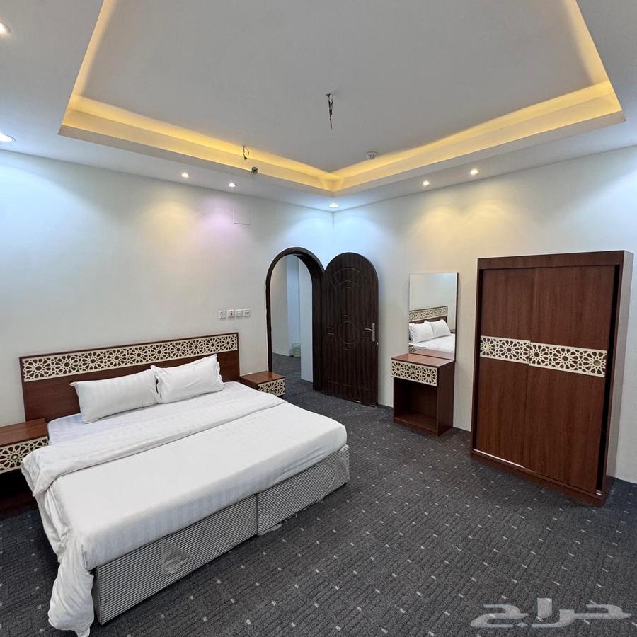 شقة 30 غرف في بطحاء قريش 9